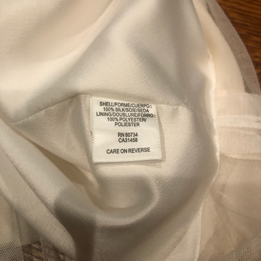 BCBG Maxazria silky dress, 6 - Picture 6 of 9